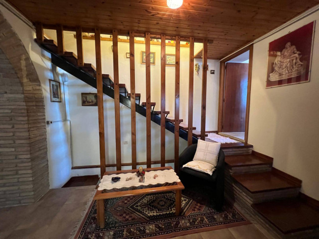  for sale in Gubbio