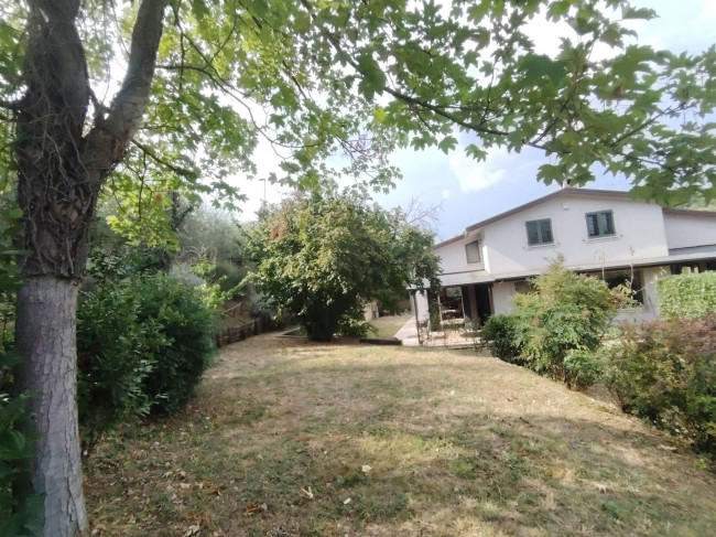 Villa in vendita a Perugia