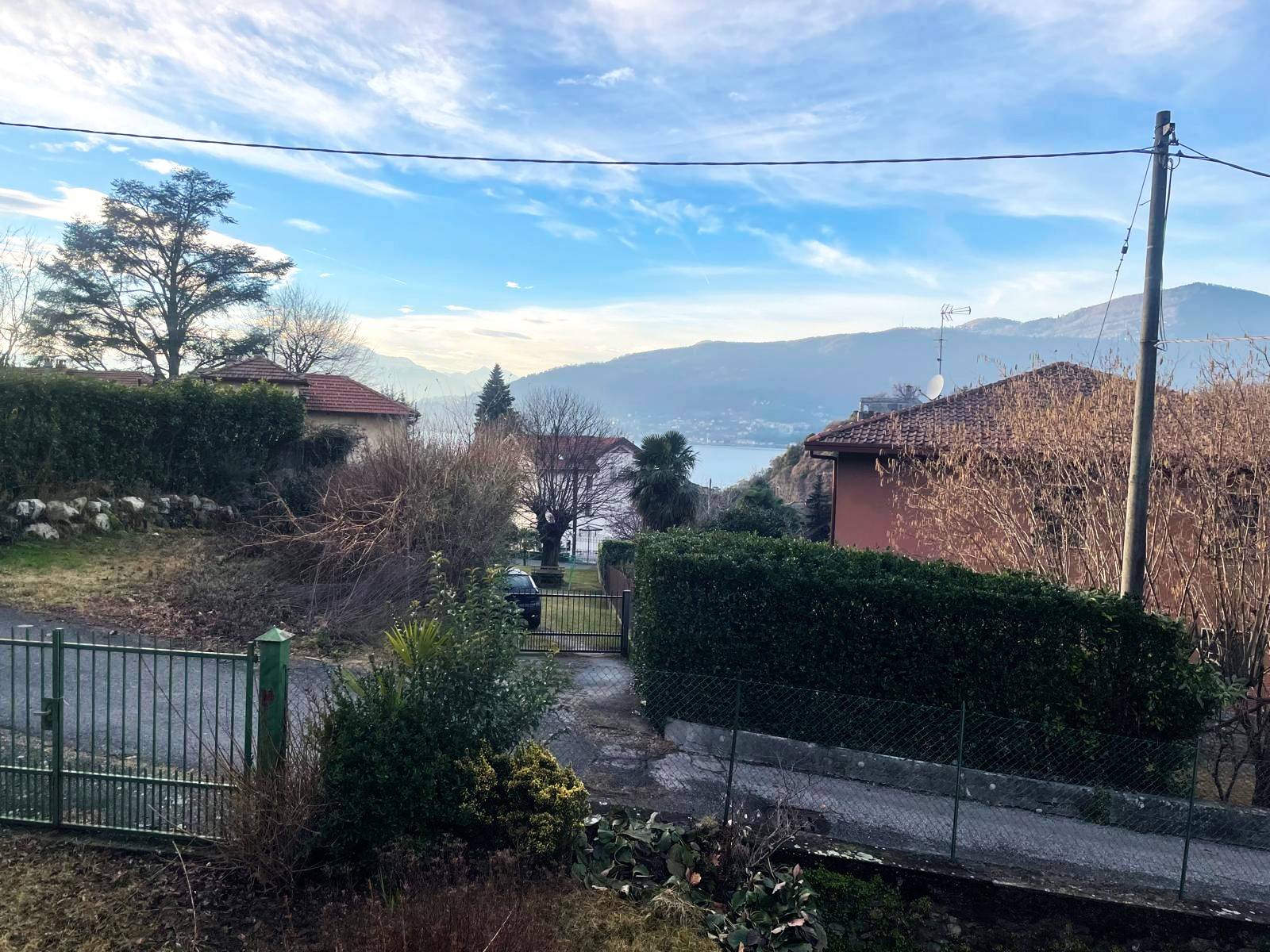 Casa indipendente in vendita a Castelveccana (VA)