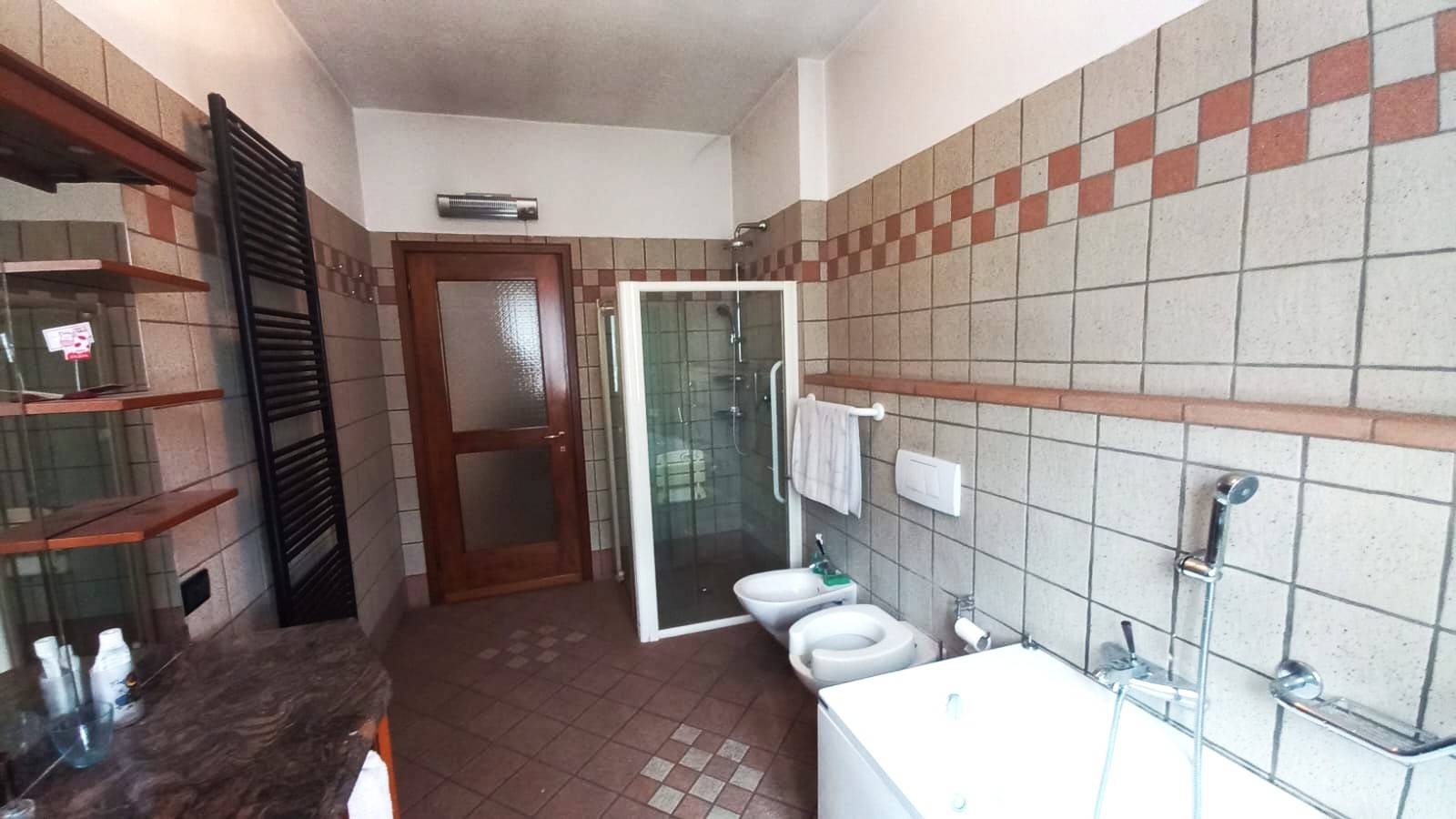 Appartamento in vendita a Cuveglio (VA)