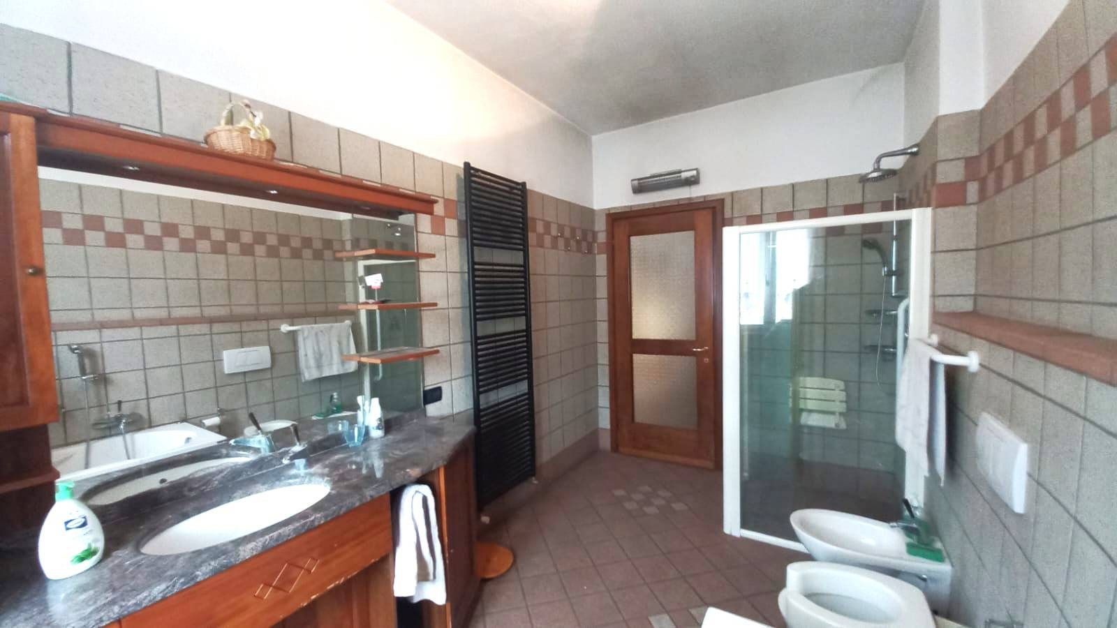 Appartamento in vendita a Cuveglio (VA)
