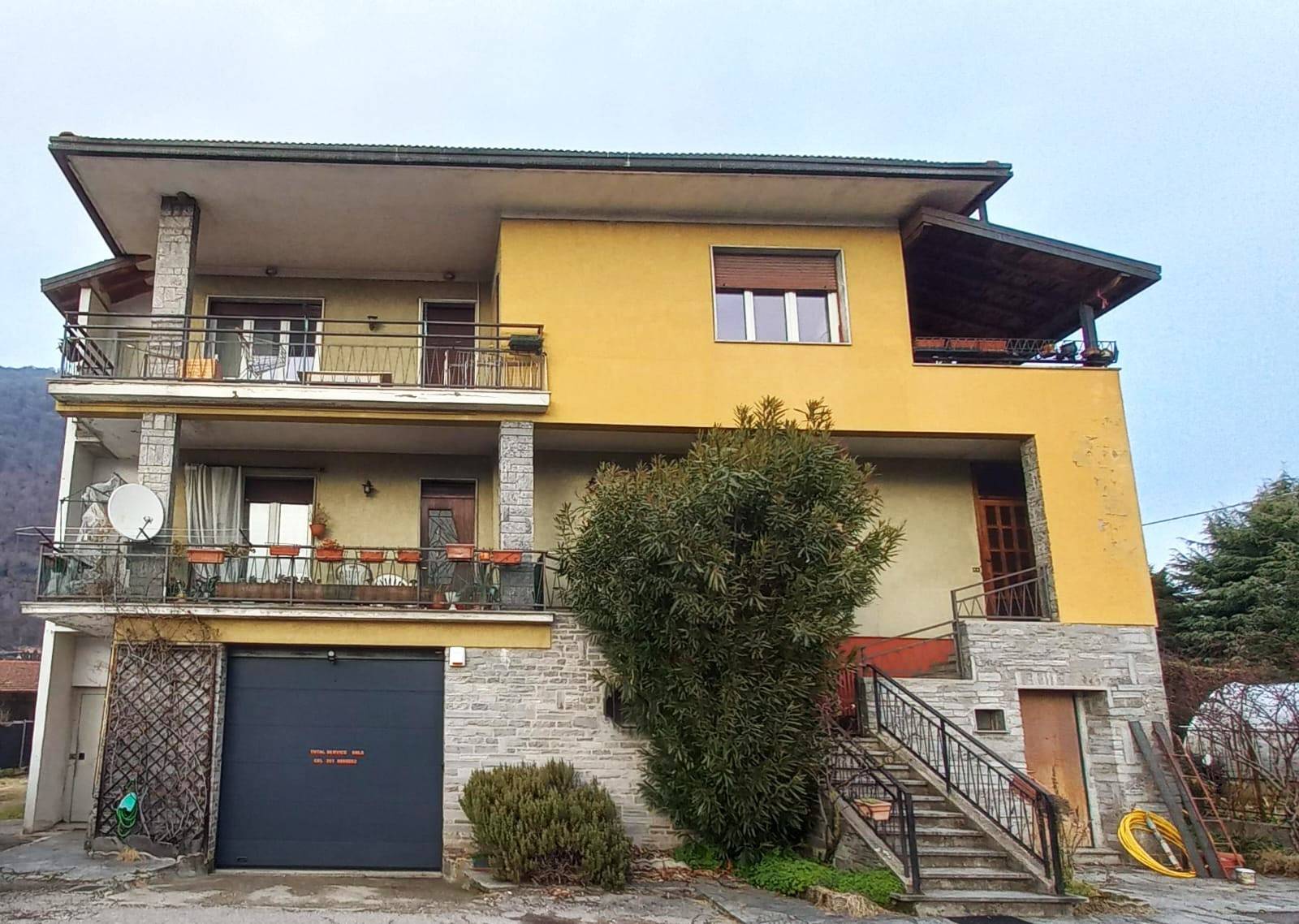 Appartamento in vendita a Cuveglio (VA)