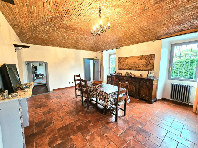 Villa in vendita a Leggiuno