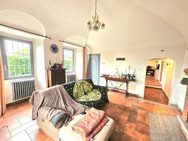 Villa in vendita a Leggiuno