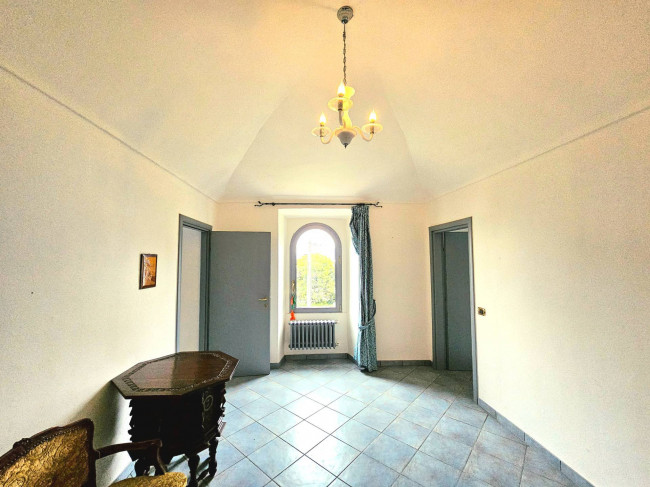 Villa in vendita a Leggiuno