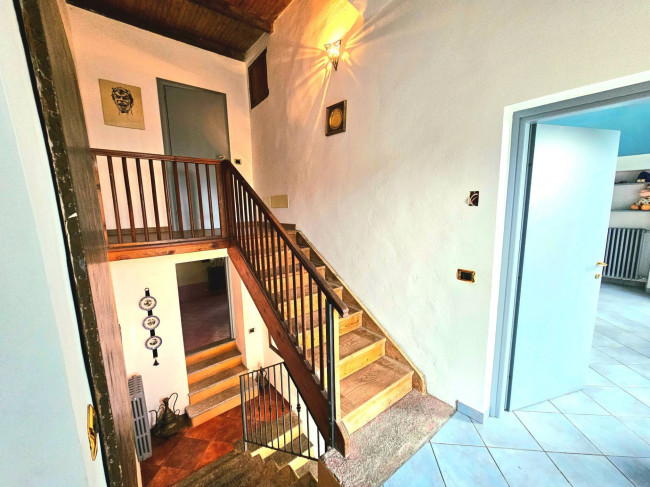 Villa in vendita a Leggiuno