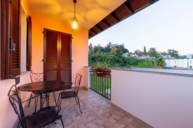 Villa in vendita a Besozzo