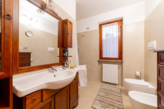 Villa in vendita a Besozzo