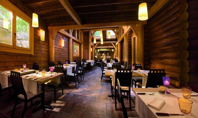 Attività commerciale in vendita a Valganna