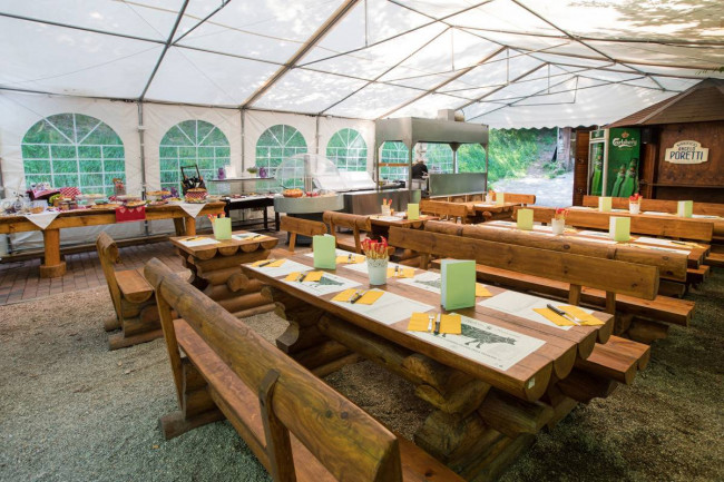 Attività commerciale in vendita a Valganna