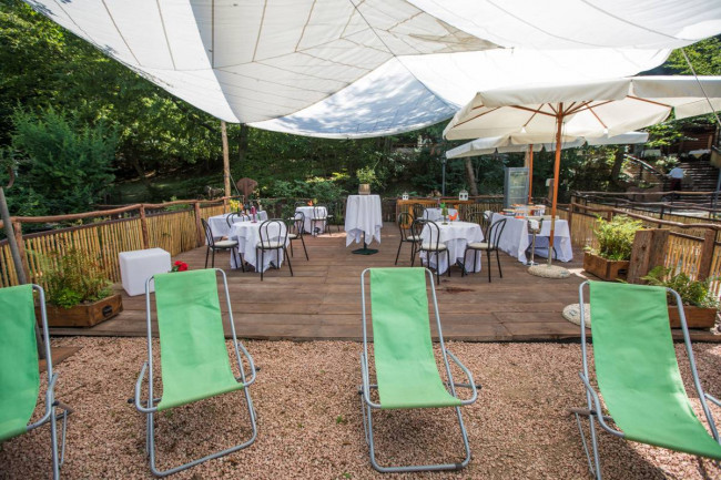 Attività commerciale in vendita a Valganna