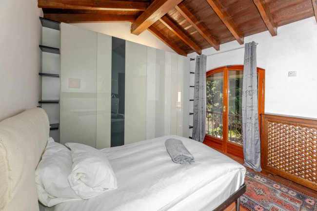 Villa in vendita a Montegrino Valtravaglia