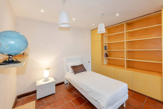 Villa in vendita a Montegrino Valtravaglia