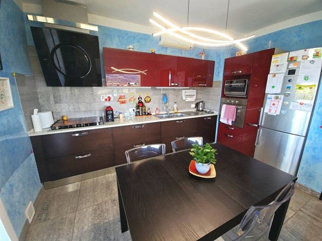 Villa in vendita a Brezzo di Bedero