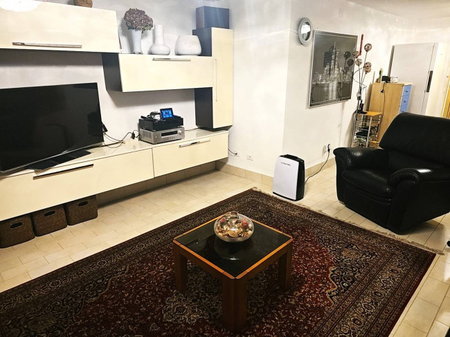 Villa in vendita a Brezzo di Bedero