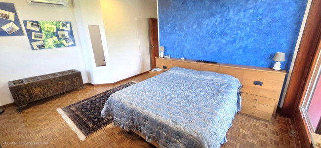Villa in vendita a Comerio