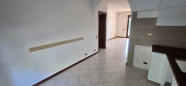 Appartamento in vendita a Laveno-Mombello