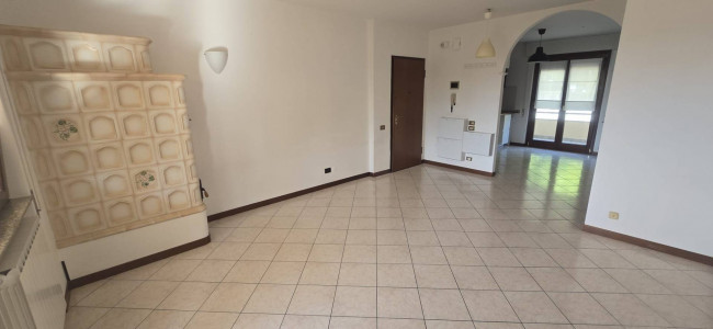 Appartamento in vendita a Laveno-Mombello