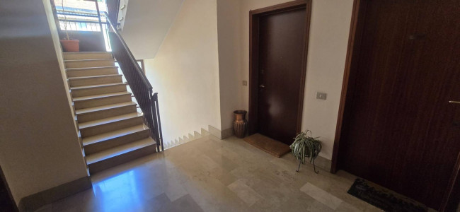 Appartamento in vendita a Laveno-Mombello