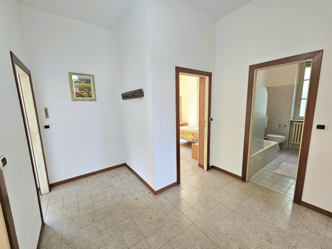 Villa in vendita a Laveno-Mombello
