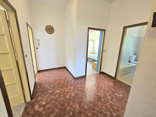 Villa in vendita a Laveno-Mombello