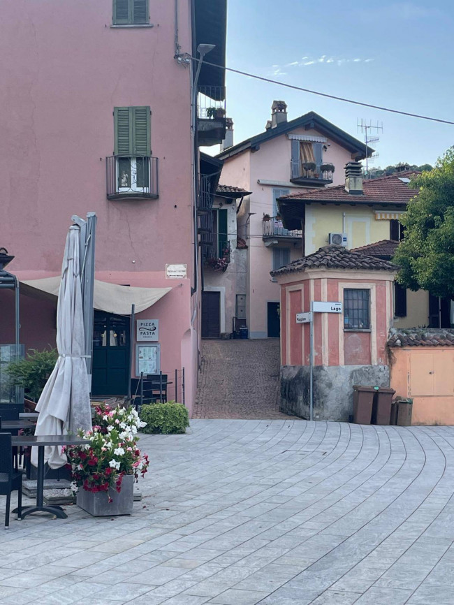 Terratetto in vendita a Castelveccana