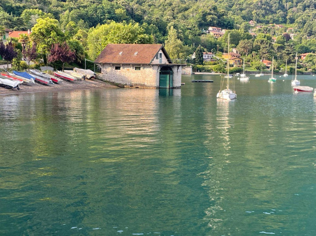 Terratetto in vendita a Castelveccana