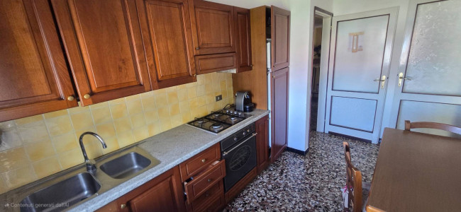 Villa in vendita a Laveno-Mombello