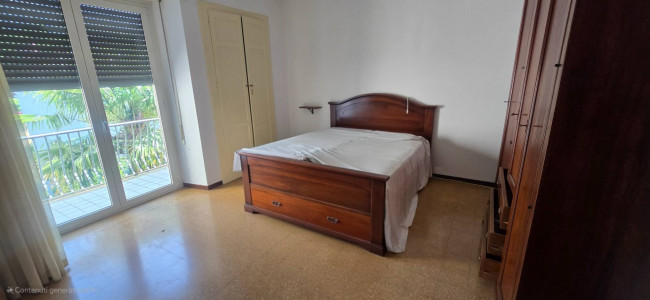 Villa in vendita a Laveno-Mombello
