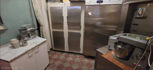 Attività commerciale in vendita a Laveno-Mombello