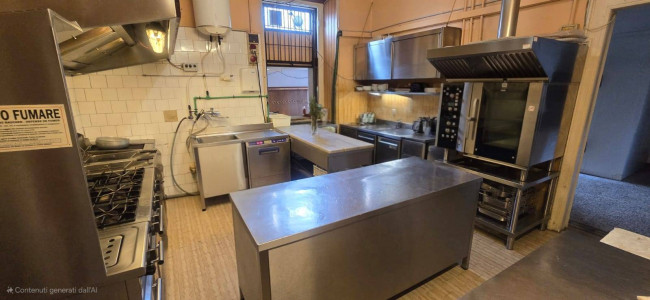 Attività commerciale in vendita a Laveno-Mombello