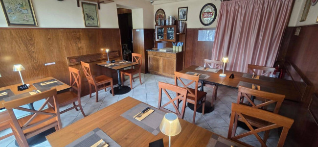 Attività commerciale in vendita a Laveno-Mombello