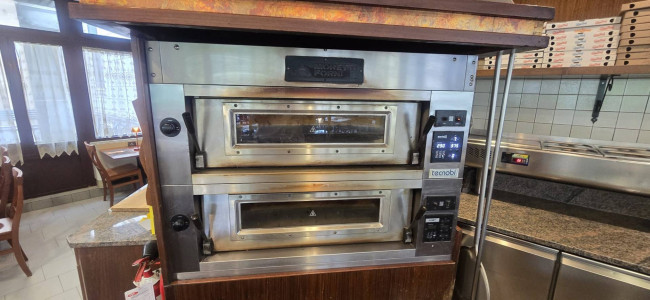 Attività commerciale in vendita a Laveno-Mombello