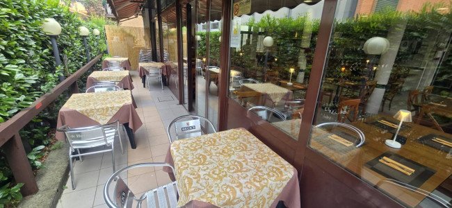 Attività commerciale in vendita a Laveno-Mombello