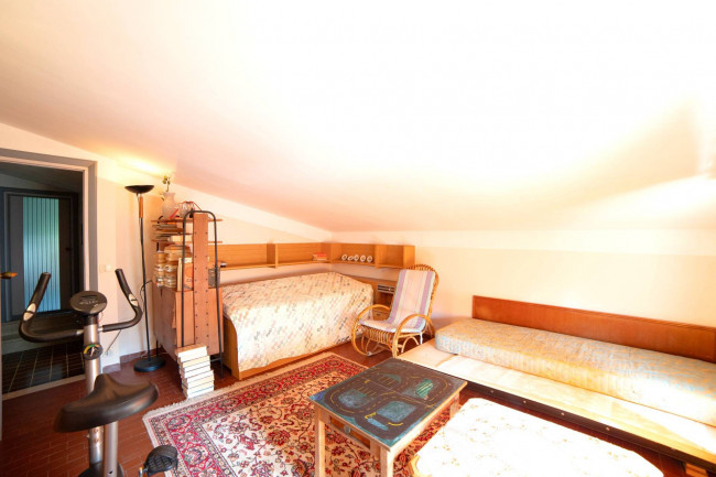 Villa in vendita a Cocquio-Trevisago