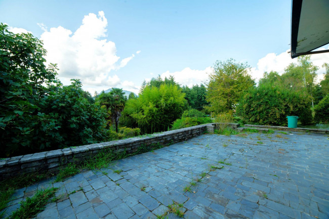 Villa in vendita a Cocquio-Trevisago