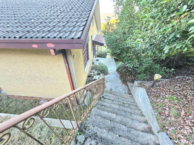 Villa in vendita a Besozzo
