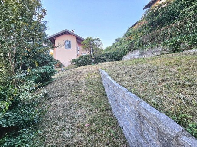Villa in vendita a Besozzo