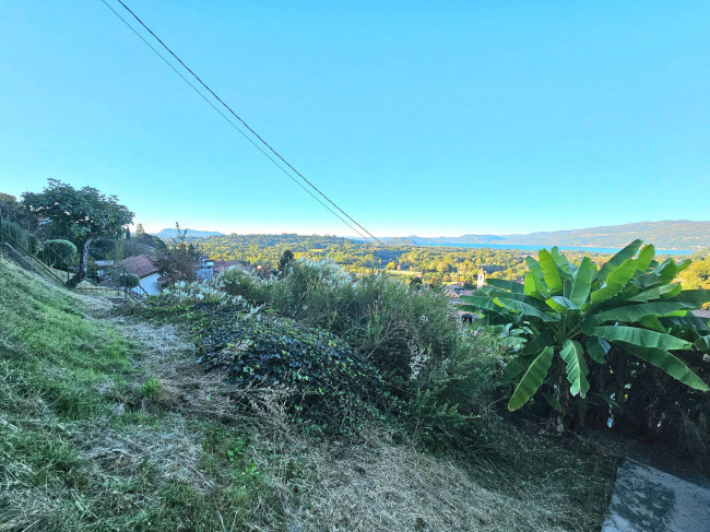 Villa in vendita a Besozzo