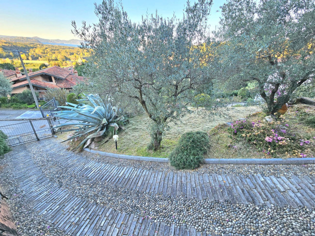 Villa in vendita a Besozzo