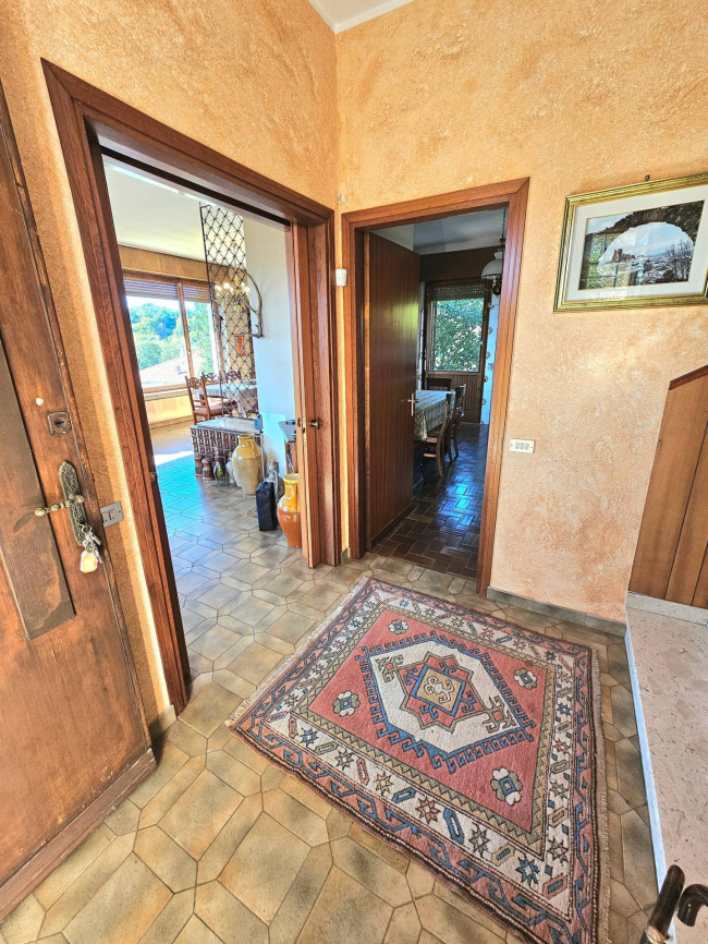 Villa in vendita a Besozzo
