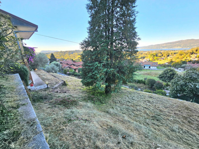 Villa in vendita a Besozzo