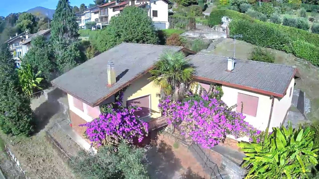 Villa in vendita a Besozzo