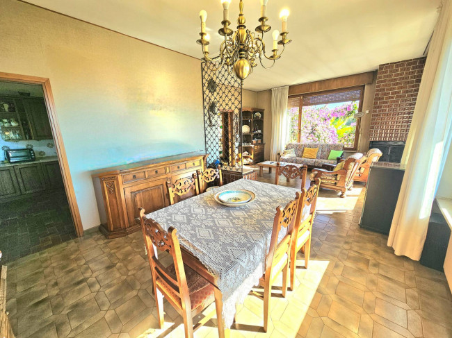 Villa in vendita a Besozzo