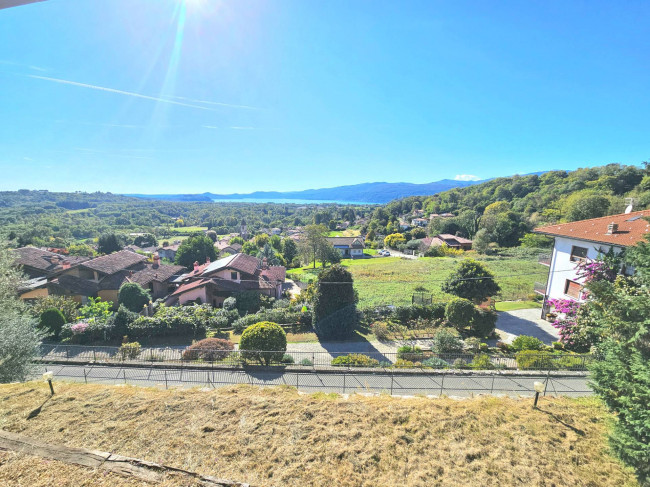 Villa in vendita a Besozzo
