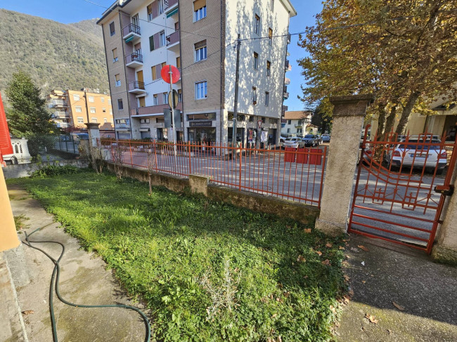 Appartamento in affitto a Laveno-Mombello