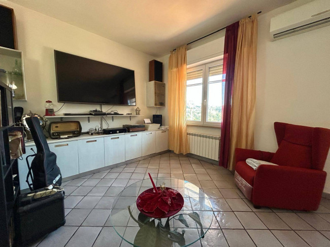 Villa in vendita a Follo