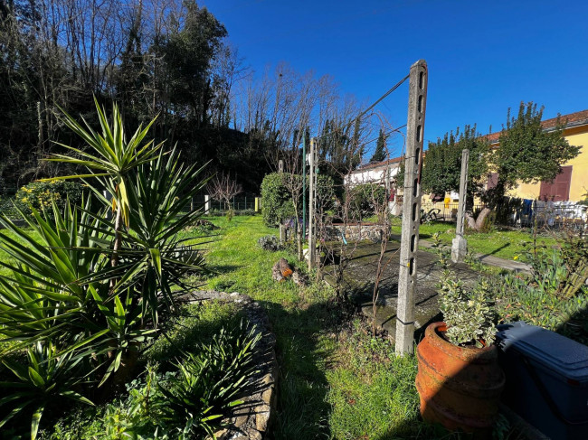 Casa singola in vendita a Vezzano Ligure