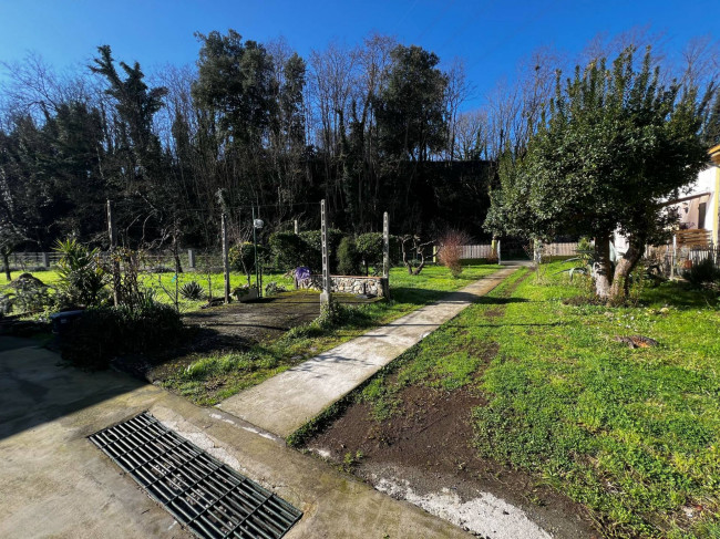 Casa singola in vendita a Vezzano Ligure