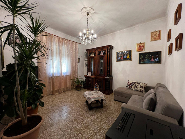 Casa singola in vendita a Vezzano Ligure